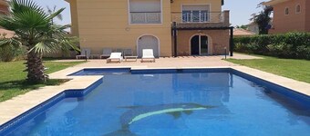 Pleasant villa with swimming pool in Marina Saidia 4901