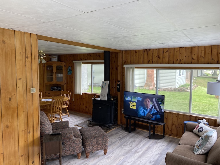 Cozy Cabin Setting - Secord Lake (Kayaking) - Orv Trails & Golf Courses Nearby - Gladwin, MI