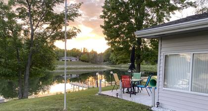 Cozy Cabin Setting - Secord Lake (kayaking) - ORV Trails & Golf Courses nearby