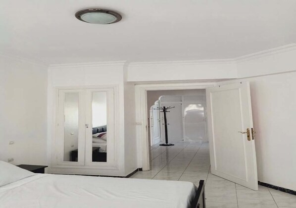 2 bedrooms
