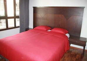 3 quartos, ferros/tábuas de passar roupa