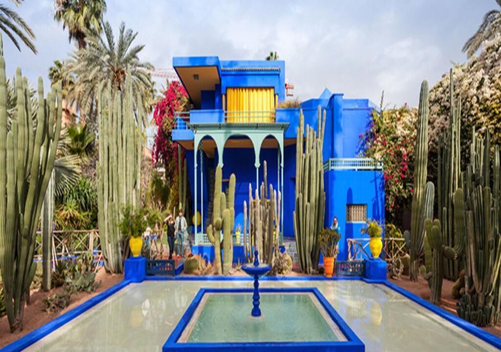 المنطقة المحيطة بالمنشأة