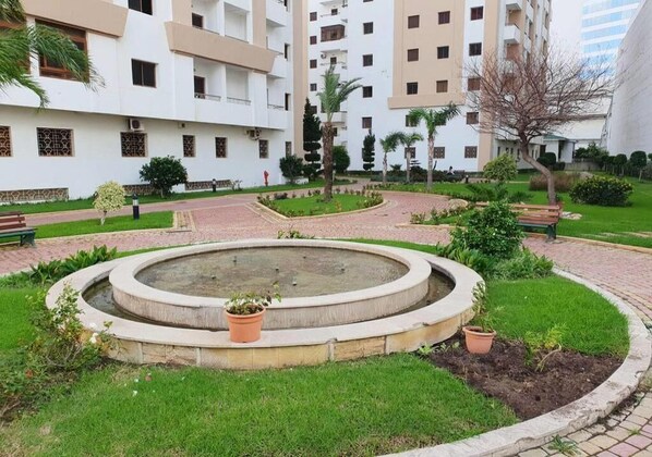 Enceinte de lâhĂ©bergement