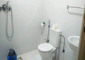 Dusche, Bidet