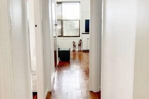 Hallway - Fieldsend Cottage (East Maitland)