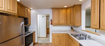 Indoor Pool + hot tub Condo Complex near Egg Harbor