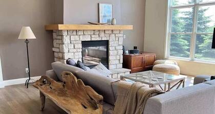 Meadow Ridge Condos: indoor pool + gym, Egg Harbor