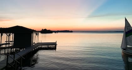 💥PARADISE POINTE: 3 Floors, 7 BDR, 14 Beds, 19 Guests, PET FRIENDLY 🥇