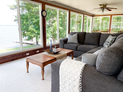 💥PARADISE POINTE: 3 Floors, 7 BDR, 14 Beds, 19 Guests, PET FRIENDLY 🥇