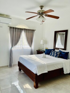 3 habitaciones, tabla de planchar con plancha y wifi gratis 