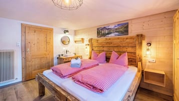 8 chambres, fer et planche Ă repasser, Wi-Fi gratuit, draps fournis