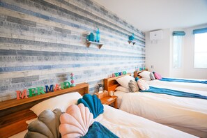 In-room safe, desk, laptop workspace, blackout curtains - Hotel Santa Barbara Miyakojima Resort (Miyakojima)