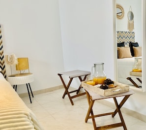 2 chambres, fer et planche à repasser, lit parapluie, Wi-Fi gratuit