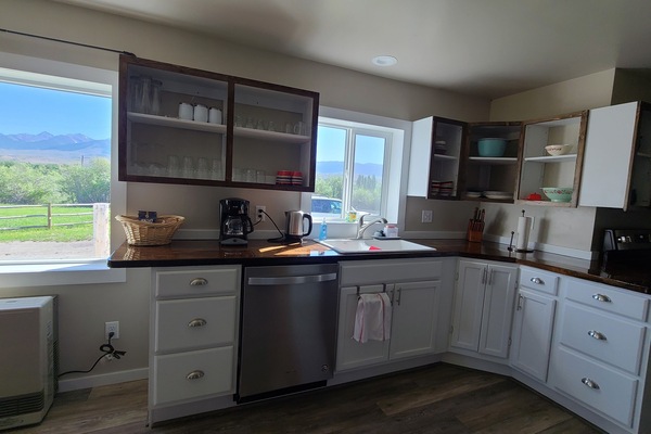 Frigorífic, microones, forn i placa de cuina