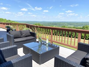 Property grounds - Catskills Mountaintop House w/ HOT TUB and VIEWS! (Jefferson)