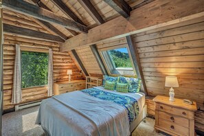 5 bedrooms, iron/ironing board, free WiFi, bed sheets - Alpenhaus Lodge w/ Deck, Spa & Panoramic Views 1028 (Steamboat Springs)