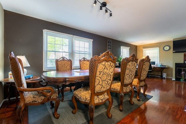 Dining - Single family dream in the hearth of FAIRFAX VA (Fairfax)