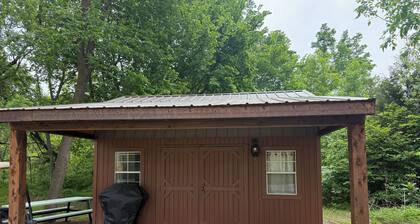 Cottonwood Cabin - Cozy Retreat w/ Fire Pit & 150 Acres