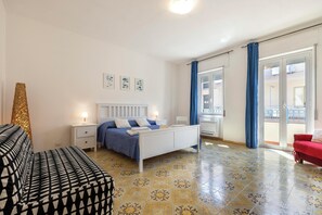 4 camere, ferro/asse da stiro, Wi-Fi gratuito, lenzuola
