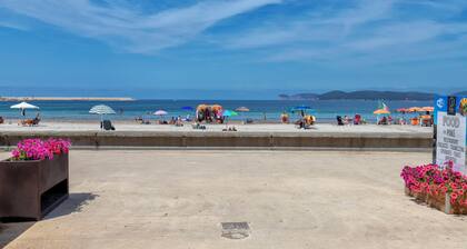 Apartment San Giovanni Lido Close to the Beach with Sea View & Balcony