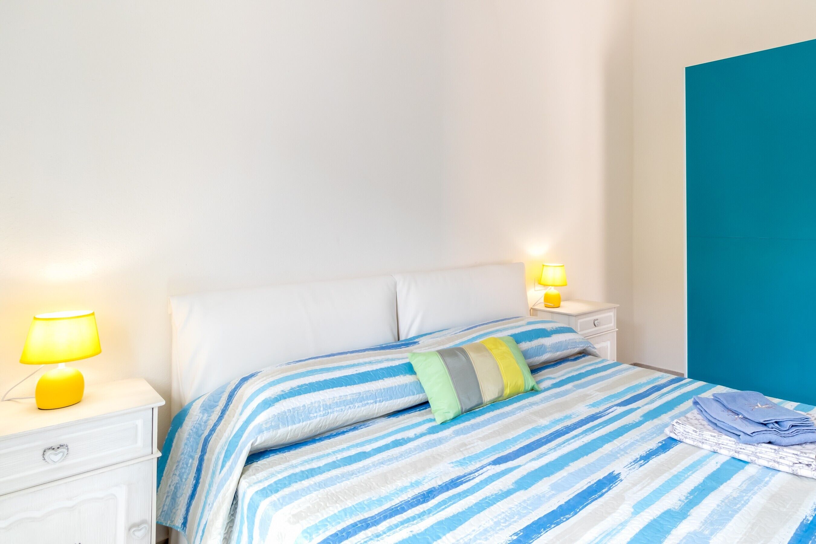 1 bedroom, iron/ironing board, bed sheets