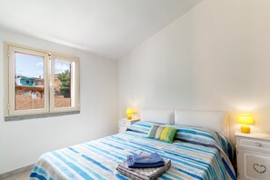 1 bedroom, iron/ironing board, bed sheets - Villa Casa Angus with partial Sea View, A/C, Garden & Terrace; Pet-friendly (BADESI)