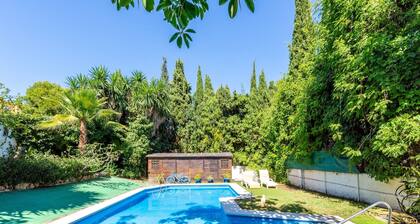 Villa "La Bicicleta Azul" with Pool and Wi-Fi
