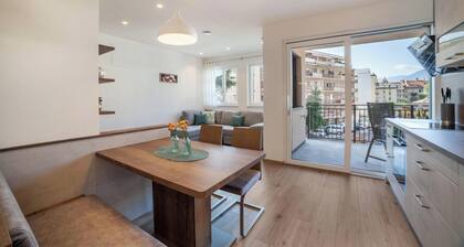 City Apartment Flora in MERAN mit Terrasse und Garage