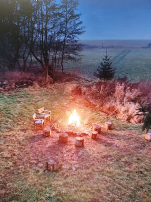 Property grounds - Wochenendhaus Alleinstehend in Traumlage, dem Alltag Entfliehen (Homberg (Ohm))