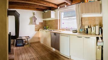Kühlschrank, Herdplatte, Geschirrspüler