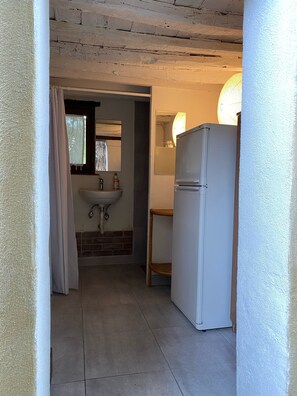 Dusche, Handtücher, Toilettenpapier