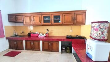 單棟房屋, 4 間臥室 | 私人小型廚房 | 雪櫃、爐具、電飯煲、廚房用具/餐具/器皿