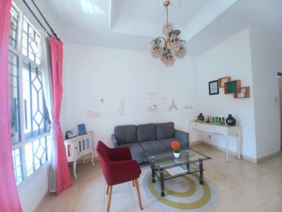 Homestay Jogja 4 Kamar Tidur Full AC Seputaran Umbulharjo dekat Gembiraloka