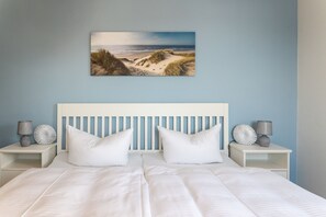 3 bedrooms, iron/ironing board, travel crib, WiFi