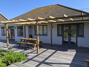 Ulkoruokailutilat