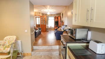 Cottage | Living area