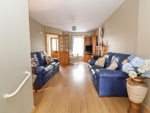 Cottage | Living room