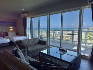 Deluxe Suite Condo with Partial Ocean View, Non Smoking