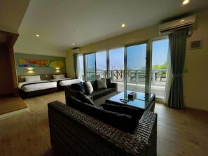 Apartamento superior, no fumadores (Suite, Deck) | Edredones de plumas, wifi gratis, ropa de cama