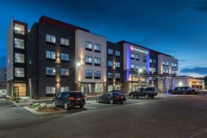 Exterior - Best Western Plus Tacoma Hotel (Tacoma)