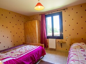 2 bedrooms