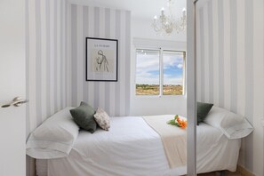 4 bedrooms, iron/ironing board, free WiFi, bed sheets - Fidalsa Bella Vista junto al mar (El Campello)