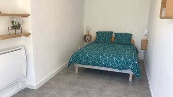 3 chambres, fer et planche à repasser, lit parapluie, Wi-Fi gratuit