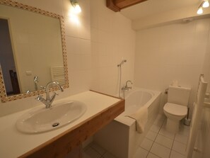 Hair dryer - Les Gets - Lovely 3-bedroom apartment with terrace and parking, 4 stars, in the heart of the village (Les Gets)