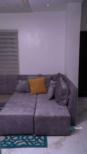 Smart-TV, Bücher, Musikbibliothek