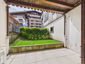 Property grounds - Central Les Gets Apartment with Terrace, Garage and WIFI (Les Gets)