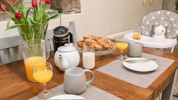 Cottage | Interior