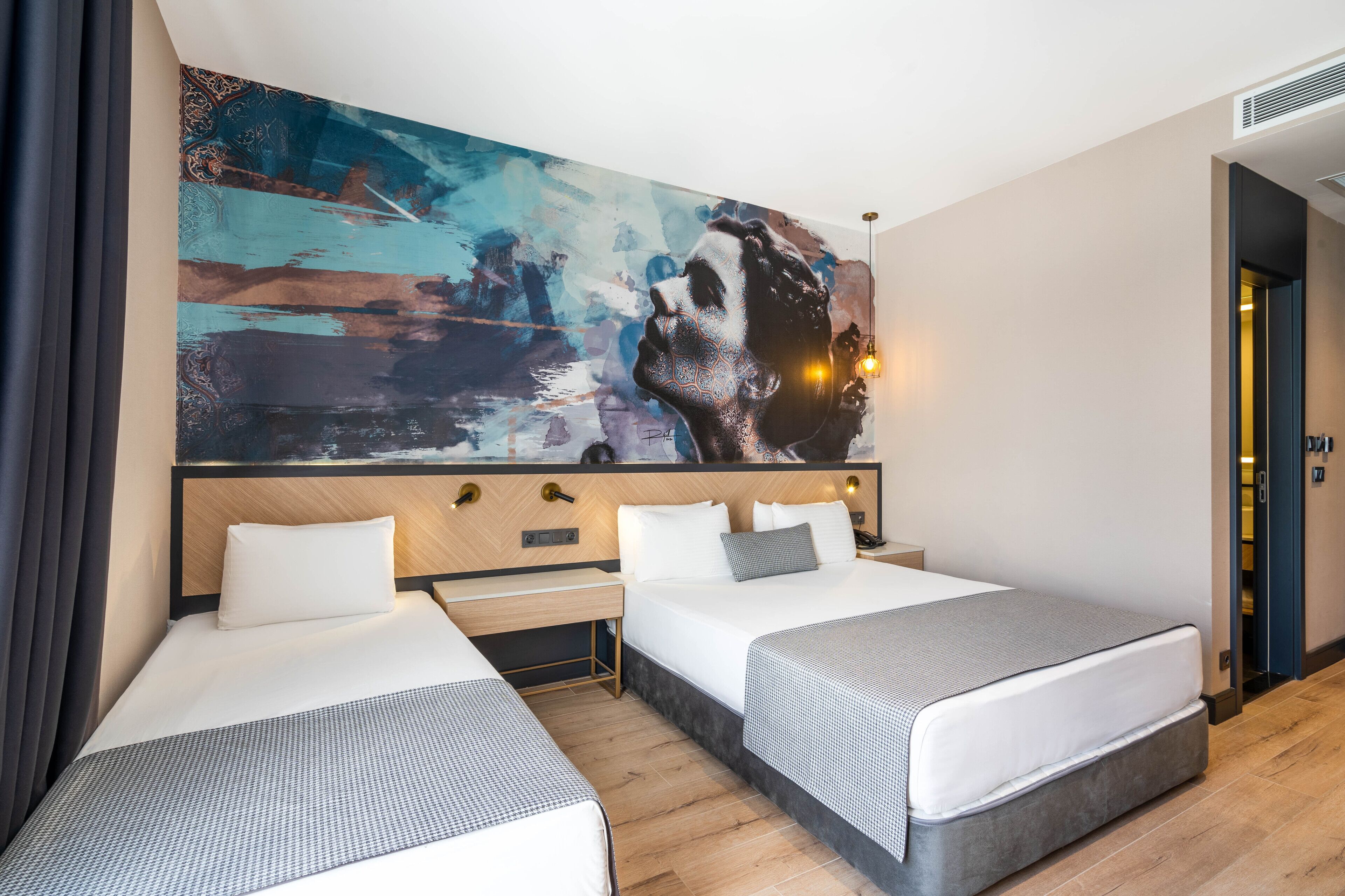 Photo - Ni Hotel Lara