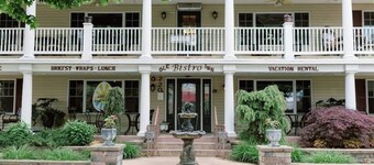 Top location, no cleaning fee, everthings close M