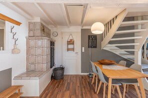 Dining - Vacation apartment Kastanienhof Hagebutte in Wisch for up to 2 people (Wisch)